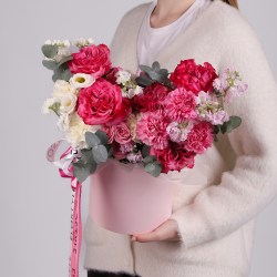 shlyapnaya korobka s cvetami 3